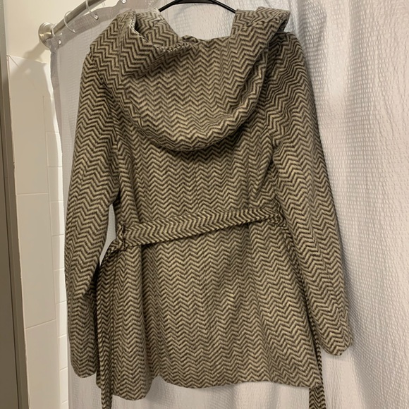 Jacket - Picture 3 of 3